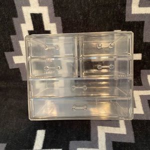 Clear acrylic makeup storage organizer 9x8x5